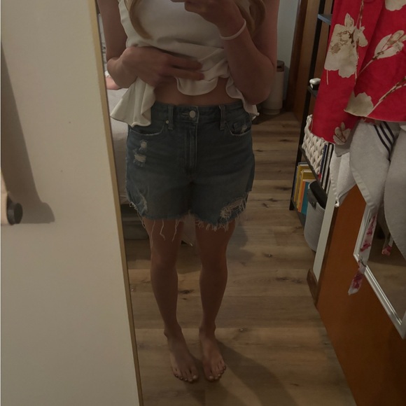 Like new, Joe’s Jeans shorts - Picture 1 of 4